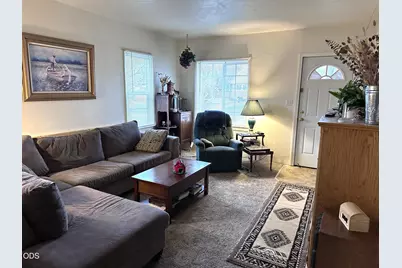 2440 Darrow Avenue, Klamath Falls, OR 97601 - Photo 10