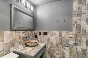 443 Conestoga Dr, Jacksonville, OR 97530 - Photo 32