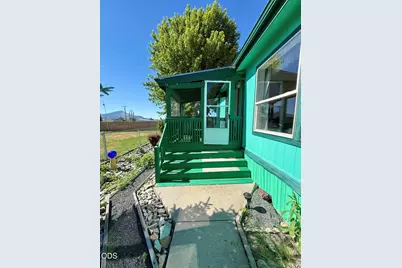 4751 Bellm Drive #SPC 403, Klamath Falls, OR 97603 - Photo 2