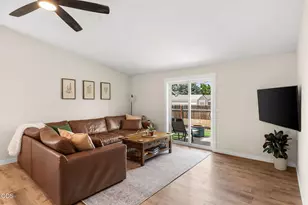 833 NW Maple Ct, Redmond, OR 97756 - Photo 14