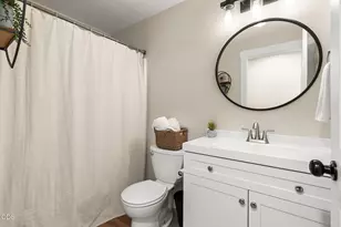 833 NW Maple Ct, Redmond, OR 97756 - Photo 20