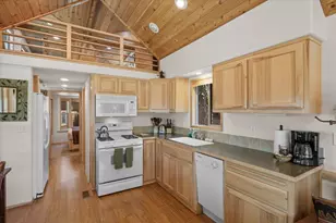 7979 Hyatt Prairie Rd, Ashland, OR 97520 - Photo 10