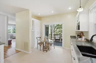 215 Piedmont Dr, Ashland, OR 97520 - Photo 28