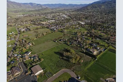 E Main Street, Ashland, OR 97520 - Photo 12