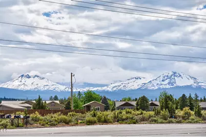 66928 Sagebrush Lane, Bend, OR 97703 - Photo 6