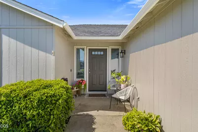 2343 New Haven Drive, Central Point, OR 97502 - Photo 4