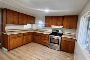 5602 Denver Ave, Klamath Falls, OR 97603 - Photo 2