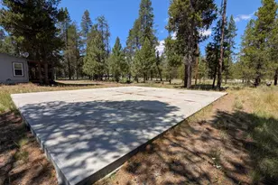 16985 Whittier Dr, Bend, OR 97707 - Photo 4