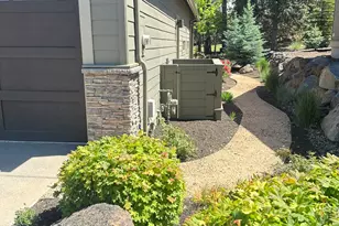2533 NW Pine Terrace Dr, Bend, OR 97703 - Photo 46