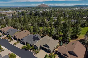 2533 NW Pine Terrace Dr, Bend, OR 97703 - Photo 2