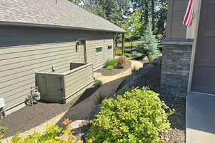 2533 NW Pine Terrace Dr, Bend, OR 97703 - Photo 66