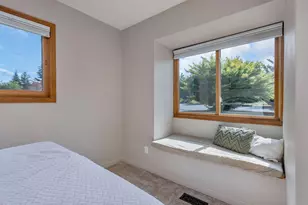 36159 SW Viewridge Ln, Hillsboro, OR 97123 - Photo 34