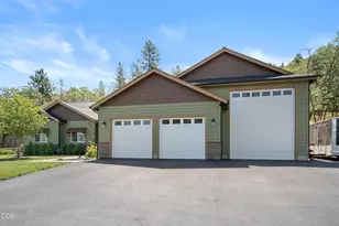 125 McKenzie Ridge Rd, Grants Pass, OR 97526 - Photo 32