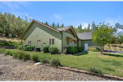 125 McKenzie Ridge Road, Grants Pass, OR 97526 - Photo 36
