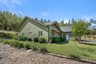 125 McKenzie Ridge Rd, Grants Pass, OR 97526 - Photo 36