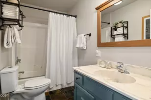 53345 Riverview Dr, La Pine, OR 97739 - Photo 12
