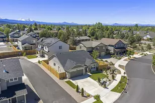 62847 NE Daniel Rd, Bend, OR 97701 - Photo 28