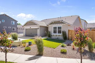 62847 NE Daniel Rd, Bend, OR 97701 - Photo 2