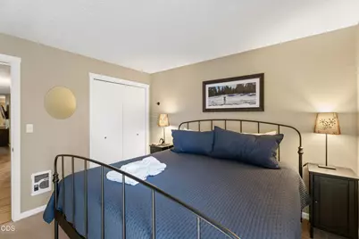 57057 Abbot House Lane #APT 10, Sunriver, OR 97707 - Photo 6