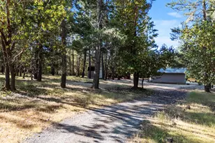 351 Board Shanty Rd, Grants Pass, OR 97527 - Photo 32