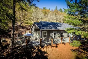 250 Oak Knl, Jacksonville, OR 97530 - Photo 44