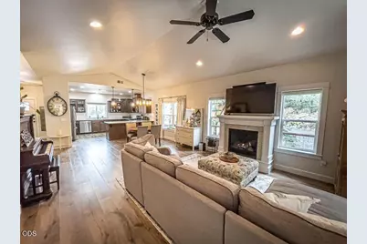 250 Oak Knoll, Jacksonville, OR 97530 - Photo 20