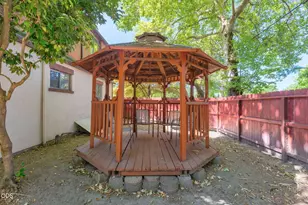 220 NW A St, Grants Pass, OR 97526 - Photo 48