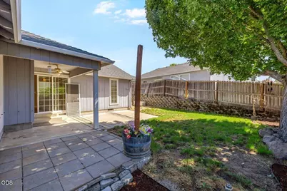 17 Meadowfield Circle, Eagle Point, OR 97524 - Photo 22