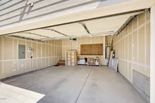 3727 Sidney Way, Medford, OR 97504 - Photo 46
