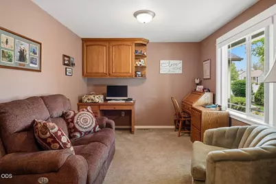 3722 SW 29th Street, Redmond, OR 97756 - Photo 4