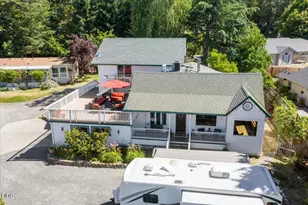 1043 Thelma Way, Grants Pass, OR 97527 - Photo 44