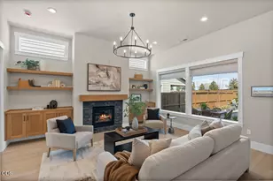 61124 NE Cobalt St, Bend, OR 97701 - Photo 2