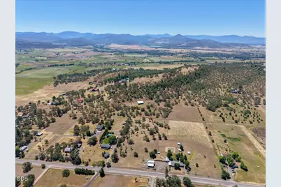 1712 Stevens Road, Eagle Point, OR 97524 - Photo 56