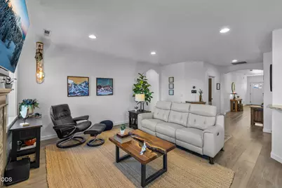 4431 SW Salmon Place, Redmond, OR 97756 - Photo 8