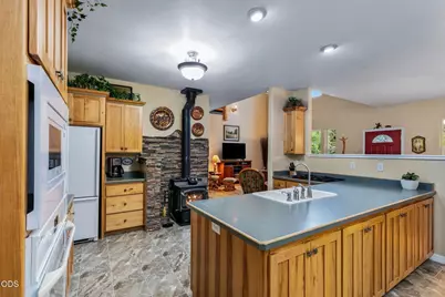 5920 NE Cerysa Lane, Prineville, OR 97754 - Photo 10