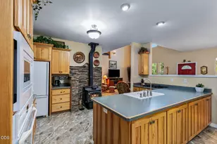 5920 NE Cerysa Ln, Prineville, OR 97754 - Photo 10