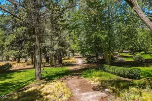 3729 NW Summerfield Rd, Bend, OR 97703 - Photo 66
