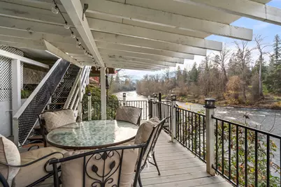 2400 Rogue River Highway, Gold Hill, OR 97525 - Photo 30