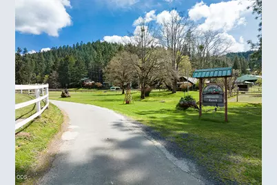 910 Reeves Creek Road, Selma, OR 97538 - Photo 8