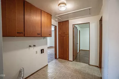 450 Grand Avenue, Central Point, OR 97502 - Photo 16