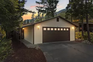 5648 Foothill Blvd, Grants Pass, OR 97526 - Photo 2