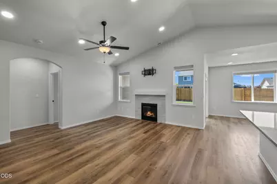 1734 NW Varnish Avenue, Redmond, OR 97756 - Photo 8