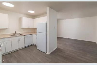 1031 SE 4th Street #APT 23, Bend, OR 97702 - Photo 2