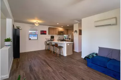 61 S Mountain Avenue, Ashland, OR 97520 - Photo 2