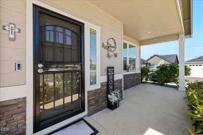 3514 Carnelian Street, Medford, OR 97504 - Photo 4