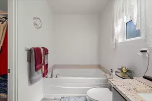 3514 Carnelian St, Medford, OR 97504 - Photo 24