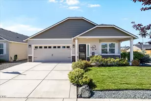 3514 Carnelian St, Medford, OR 97504 - Photo 1