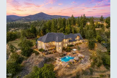 15202 Richards Way, Eagle Point, OR 97524 - Photo 2