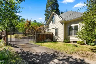 143 Granite St, Ashland, OR 97520 - Photo 40