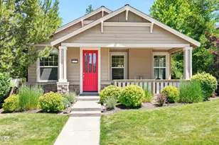 61421 Davis Lake Loop, Bend, OR 97702 - Photo 2